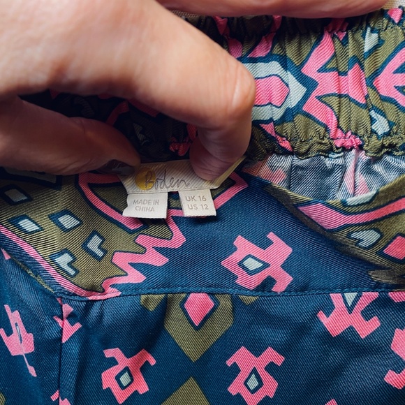 Boden geo print wide leg pant in blue, green and pink. Sz 12 - Picture 3 of 9